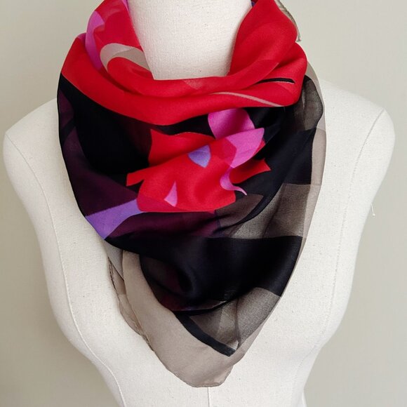 Vintage Abstract Floral Print Scarf - Picture 2 of 11